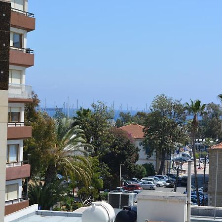 P L Panagiotis Apartment Ларнака Экстерьер фото